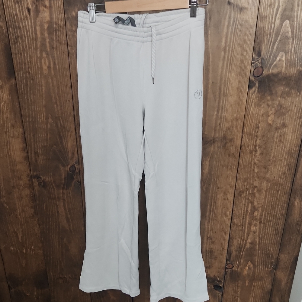Vuori Beige Relaxed Pants
